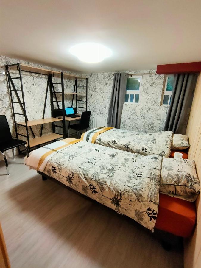Maison Avec Sous Sol Independant Et Parking A 2Km De Versailles Buc  Eksteriør bilde