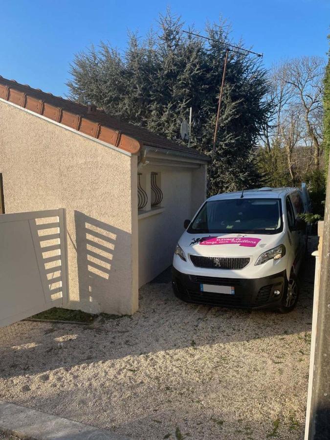 Maison Avec Sous Sol Independant Et Parking A 2Km De Versailles Buc  Eksteriør bilde